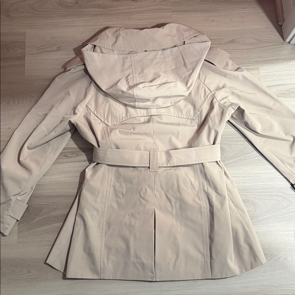 London Fog Double Breasted Trench Coat - Picture 4 of 4